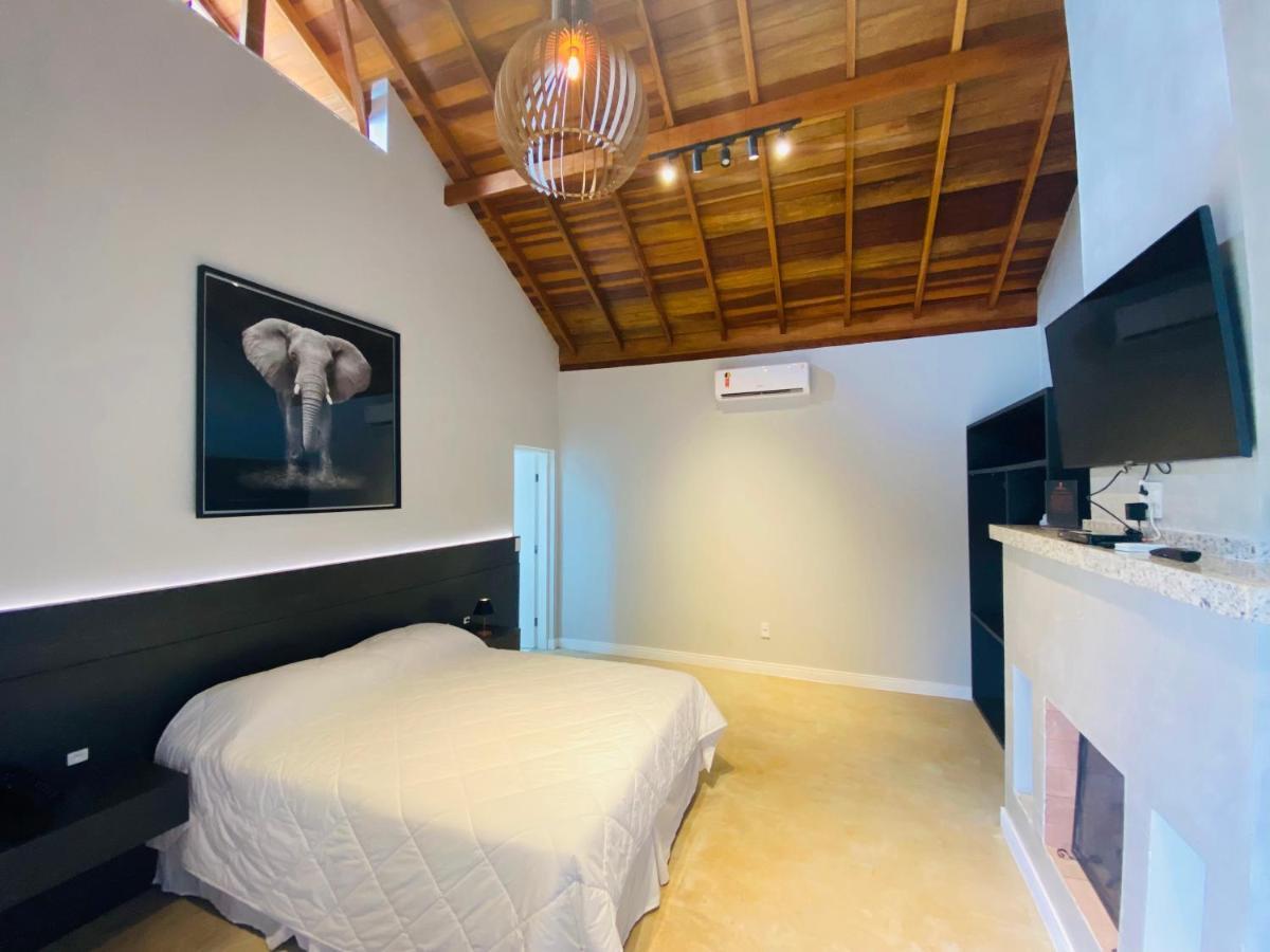 Hotel Chales Capitanias Águas de Lindóia Esterno foto