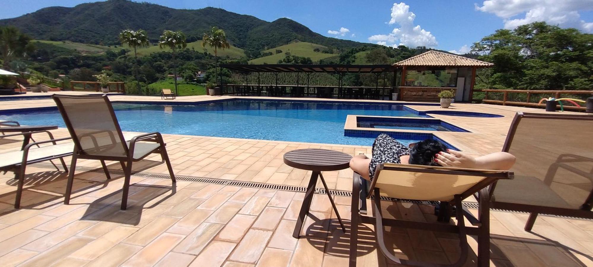 Hotel Chales Capitanias Águas de Lindóia Esterno foto